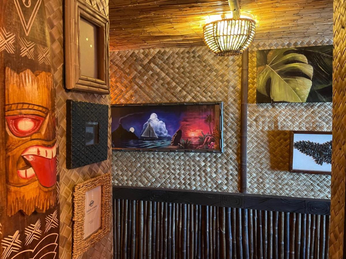 The Kondo Tiki Tampa Ngoại thất bức ảnh